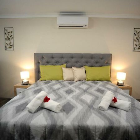 Judit Apartman Dombovar-Gunaras Экстерьер фото