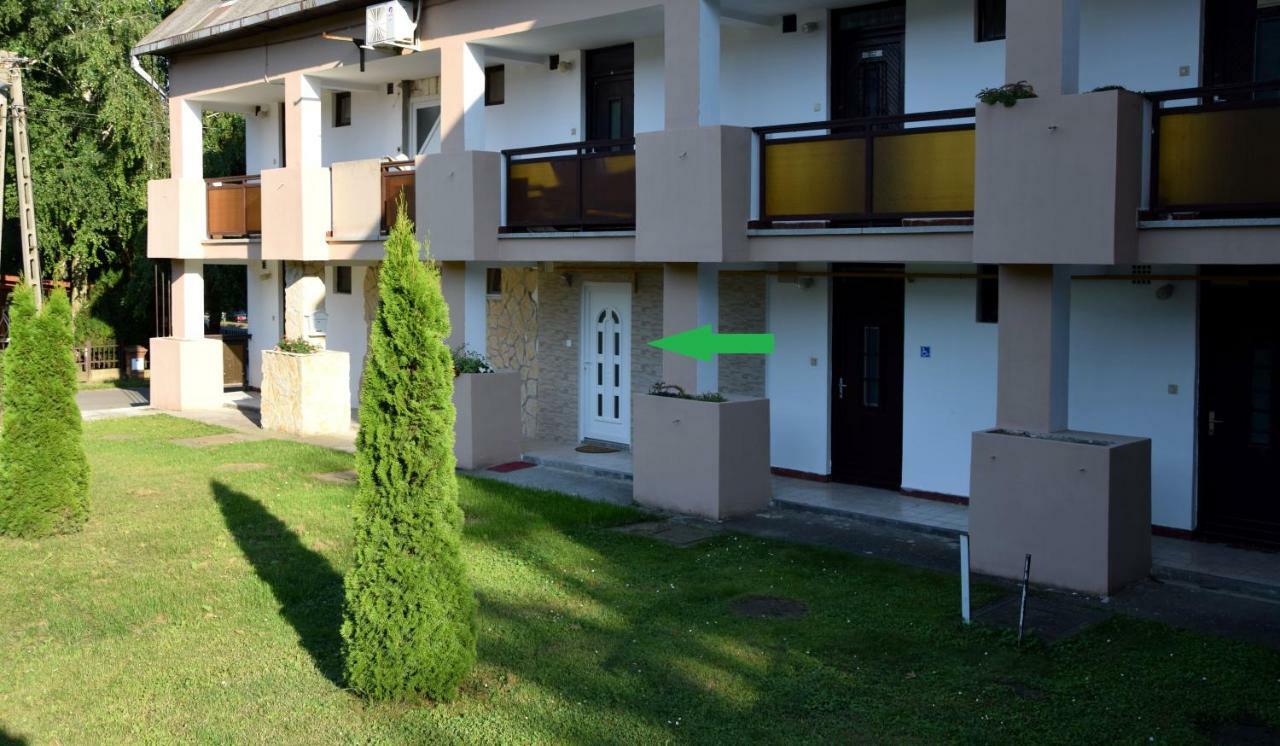 Judit Apartman Dombovar-Gunaras Экстерьер фото