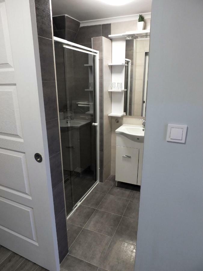 Judit Apartman Dombovar-Gunaras Экстерьер фото
