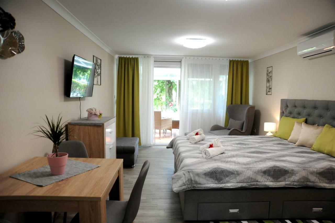 Judit Apartman Dombovar-Gunaras Экстерьер фото